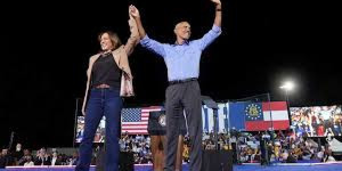 Obama Rallies With Harris for First Time, to the Chords of Bruce Springsteen