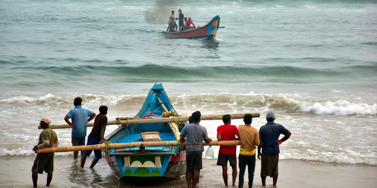 Cyclone Dana: Landfall in Odisha with 120 kmph wind speed | Top storm updates